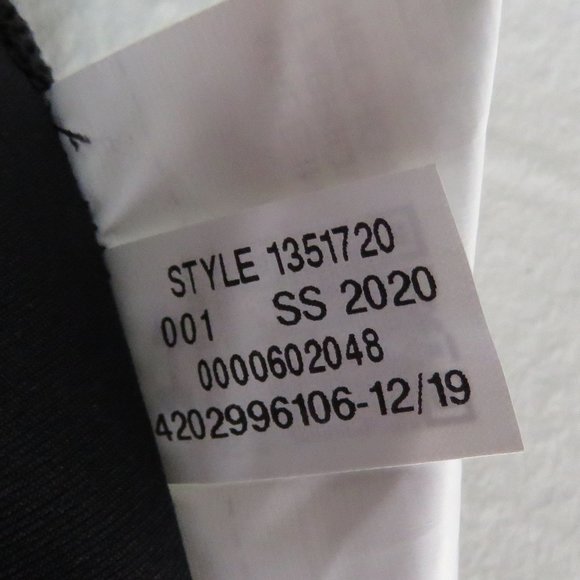 Women's UA Breathelux Stretch Blur Printed Crop 1351720-001 L NWT Black - Picture 8 of 9